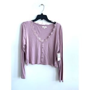 BP cropped ribbed shirt